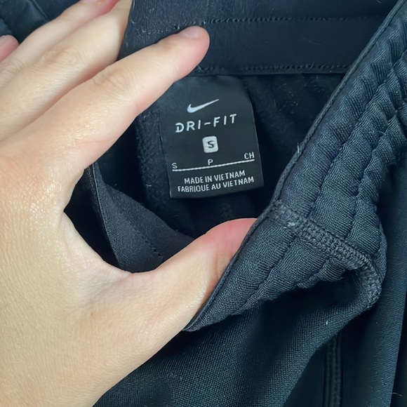 Nike dry fit joggers - Picture 5 of 5